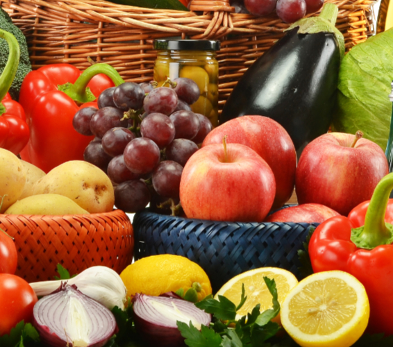 Gesund leben. Verschiedenes Obst und Gemüse.