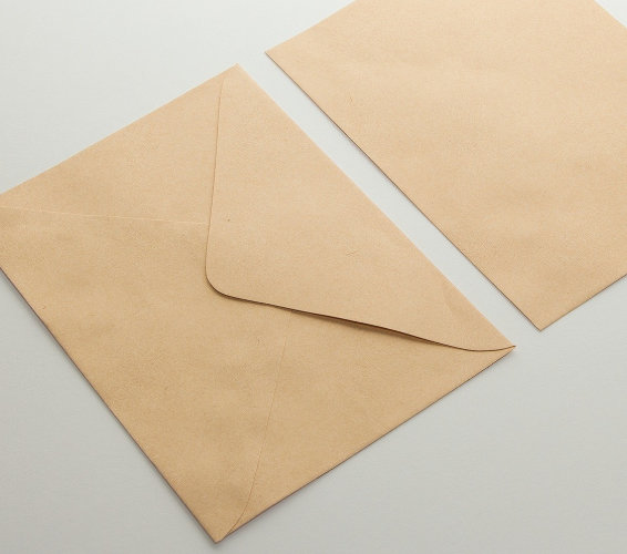 Papiermontage. Briefumschläge.